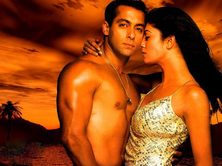 Salman Khan And Sushmita Sen Movie Tumko Na Bhool