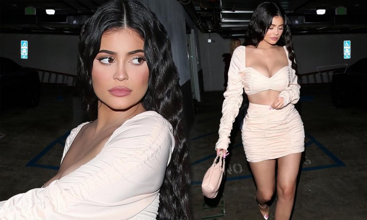Party Wear Dress Kylie Jenner