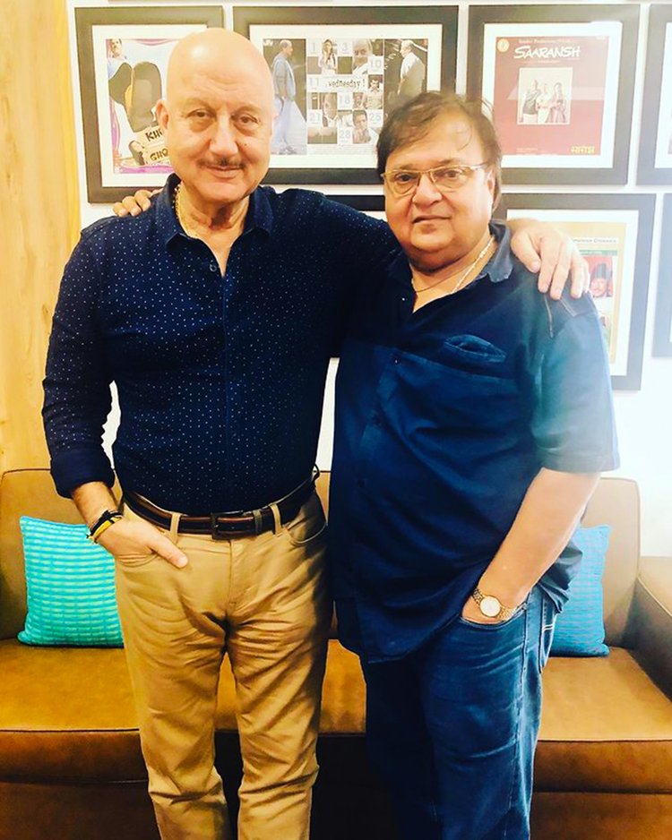 Rakesh Bedi And Anupam Kher