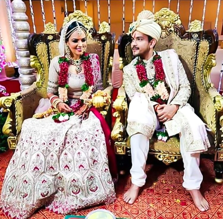 Full Collection Of Aditya Narayan Marriage Photos And Post-Wedding Pics