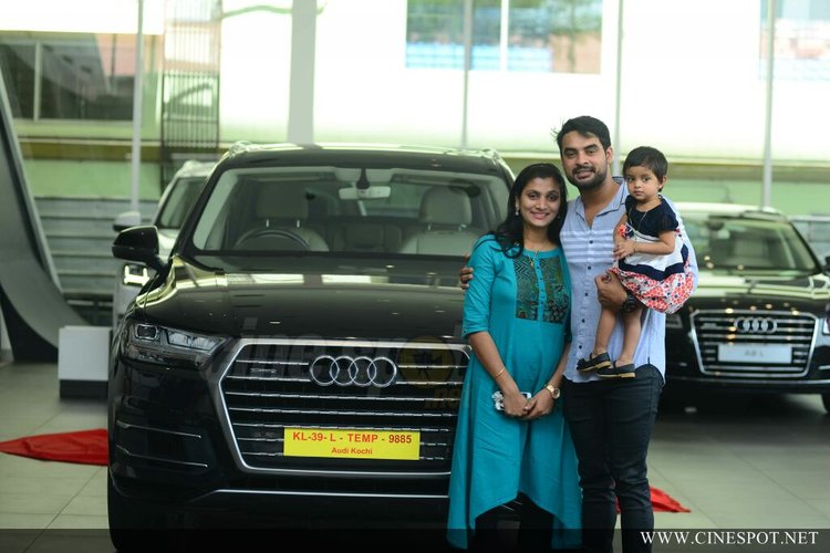 Tovino Car Audi Q7