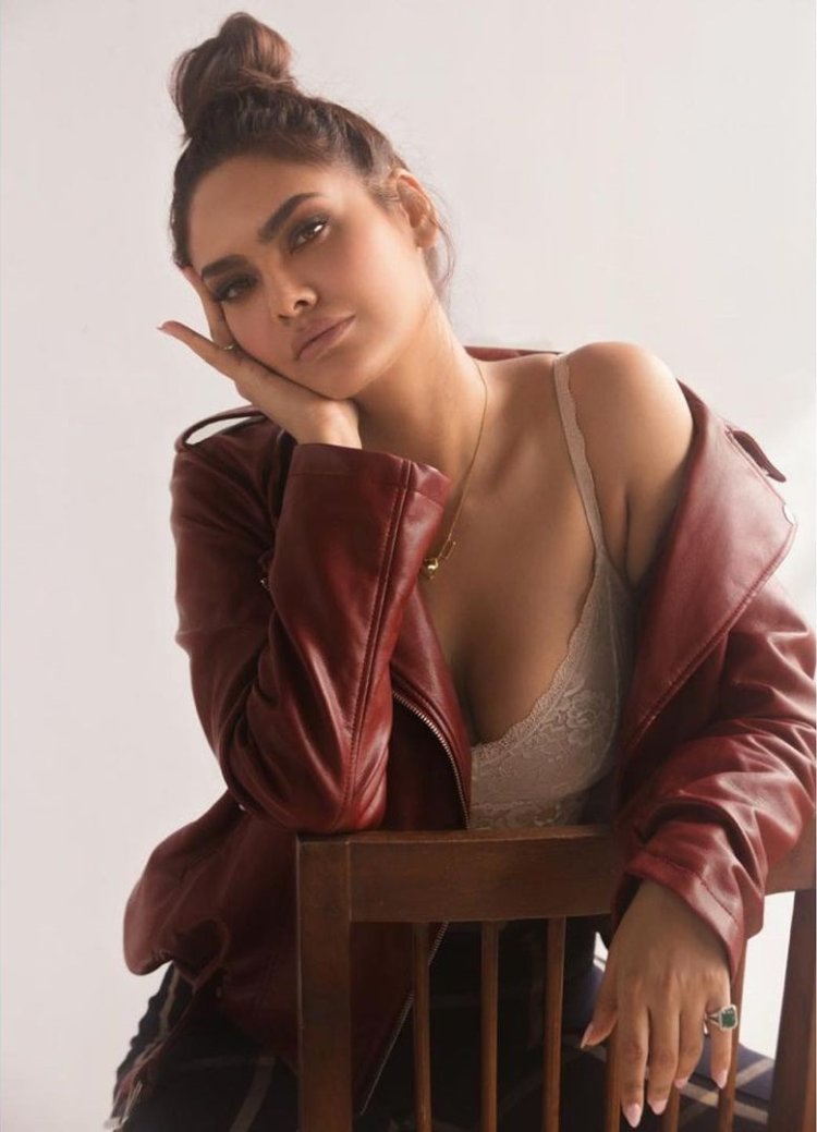 Esha 6