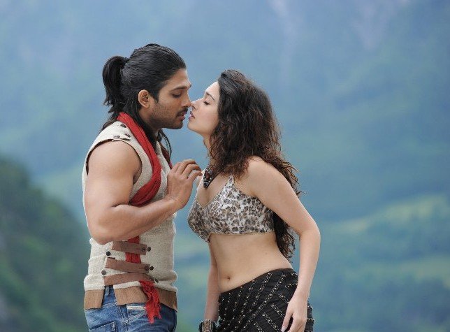 Allu Arjun Hot Scenes