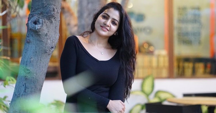 Vj Chithu