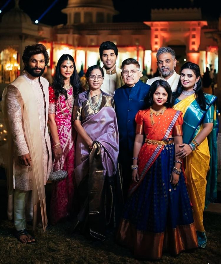 Allu Arjun Family At Niharika Konidela Wedding