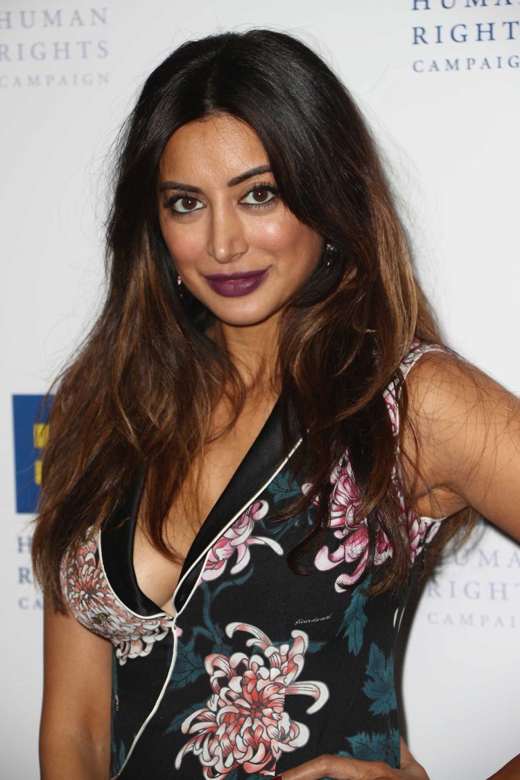 Indian Origin Actresses In Hollywood Noureen Dewul