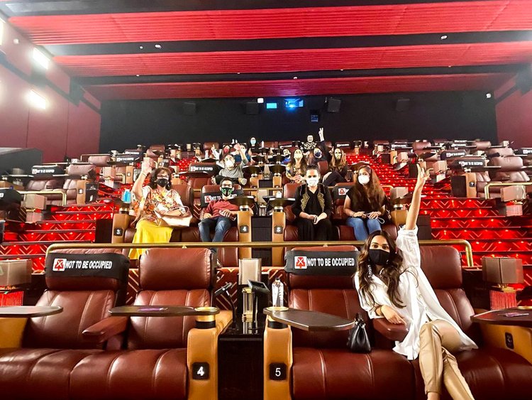 Kiara Advani Family Watching Film At Theatre