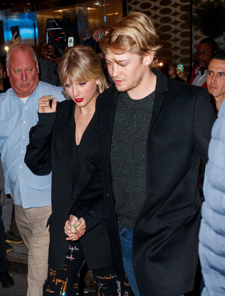 Taylor Swift secretly ties the knot with Joe Alwyn amid pregnancy ...