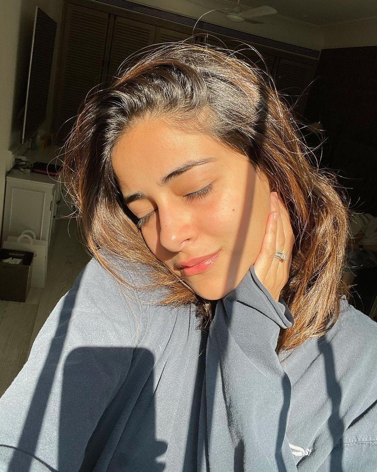 Ananya Pandey Without Makeup 6