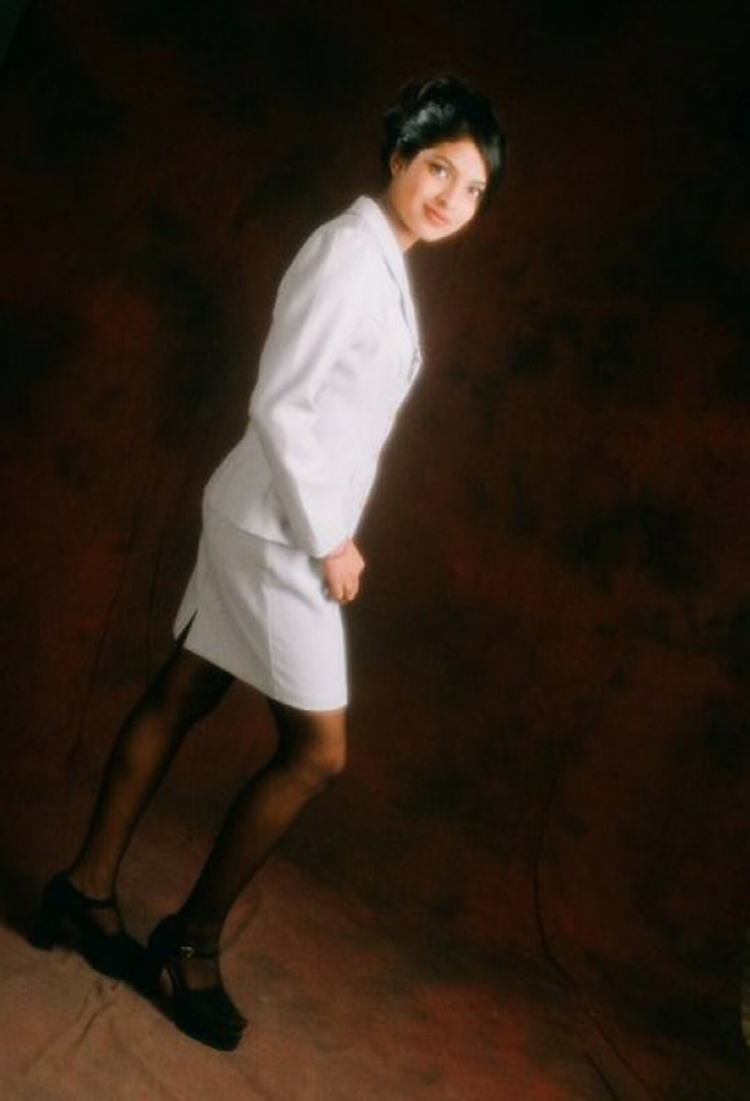 Priyanka Chopra Old Pictures 4