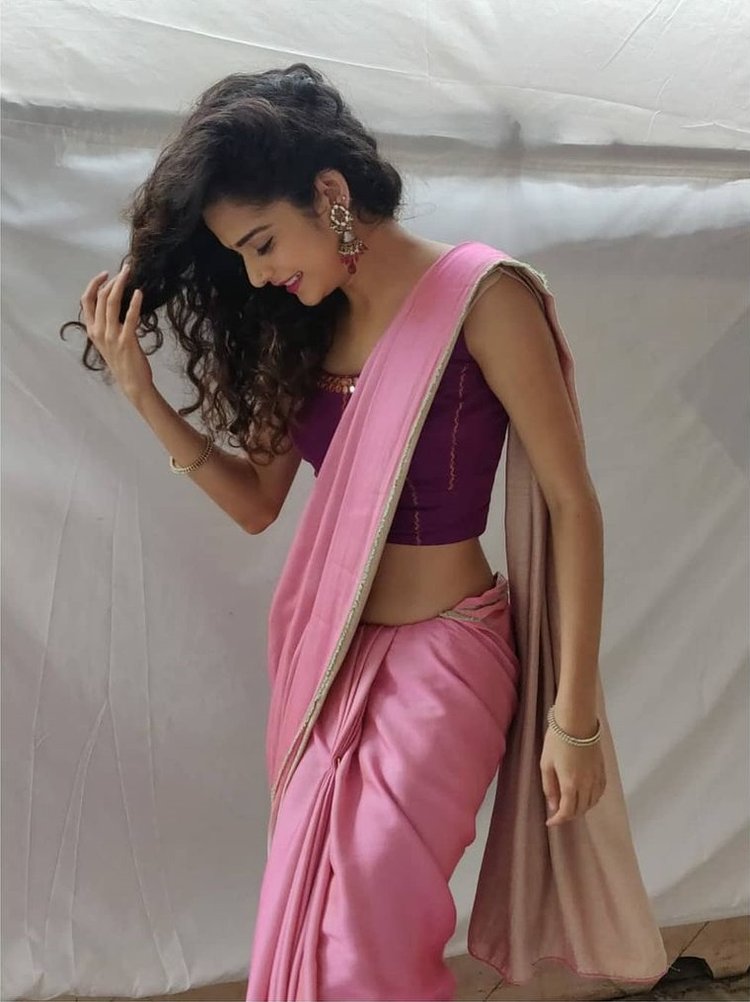 Mithila Palkar In Saree 6