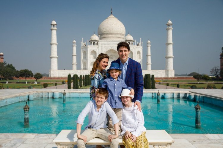 Justin Trudeau Family At Taj Mahal