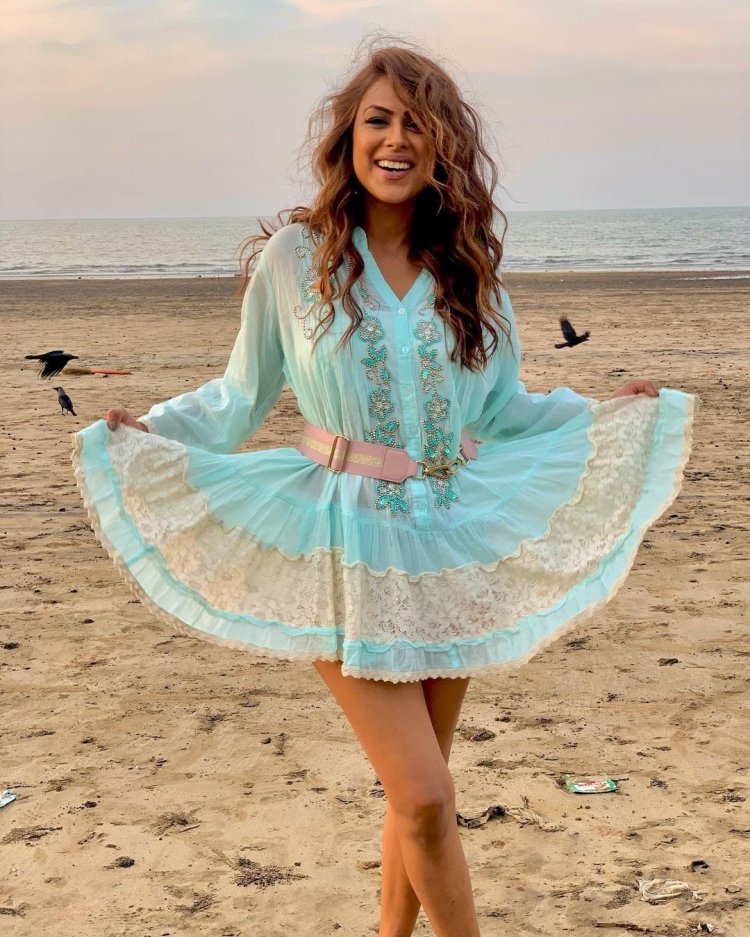 Nia Sharma 5