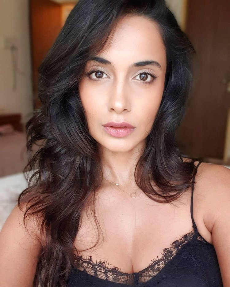 Sarah Jane Dias