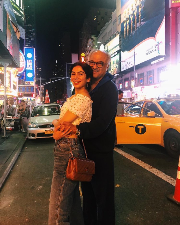 Khushi Kapoor And Daddy Boney Kapoor In The Us