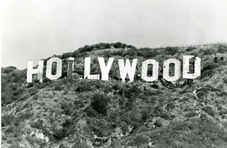 Hollywood Sign Pranks Holywood