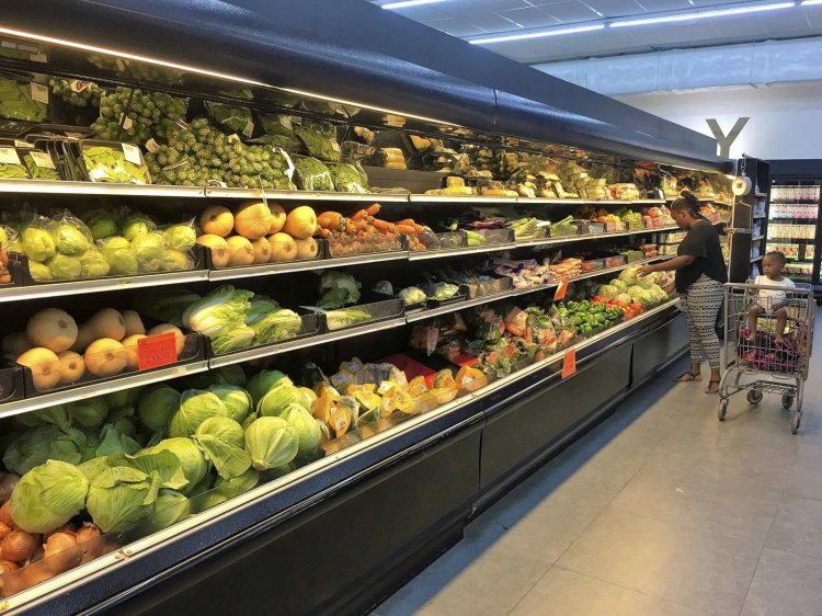 Lighting At Supermarket