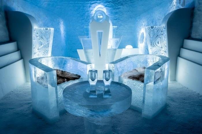 Ice coctail room