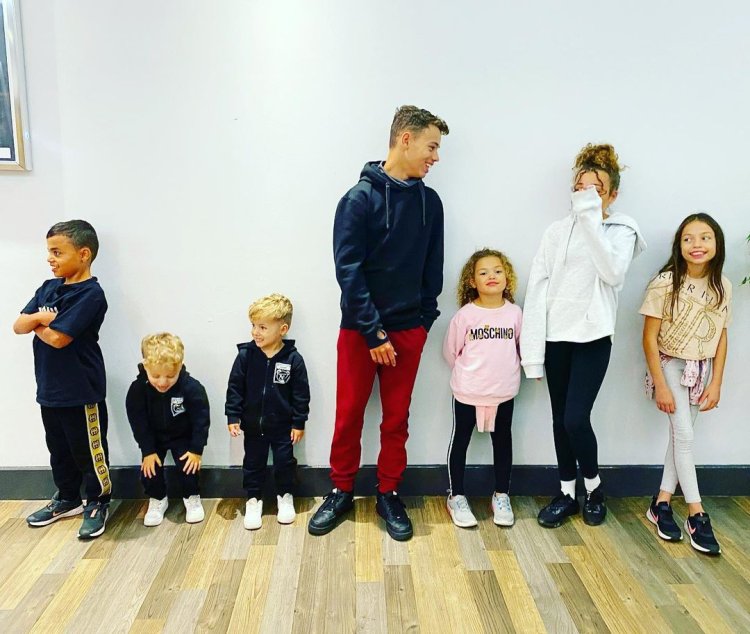 Rainbow Family 3