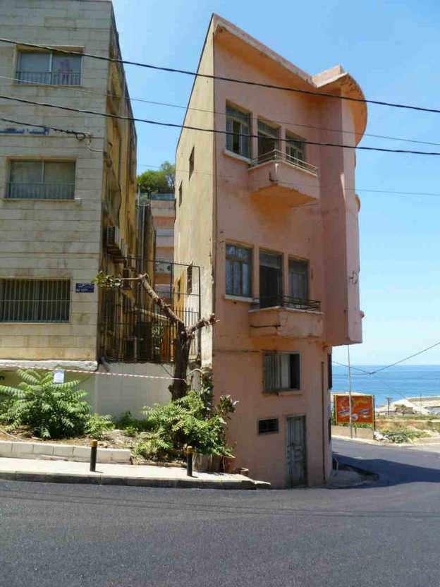 Lebanon Thinnest Building 2