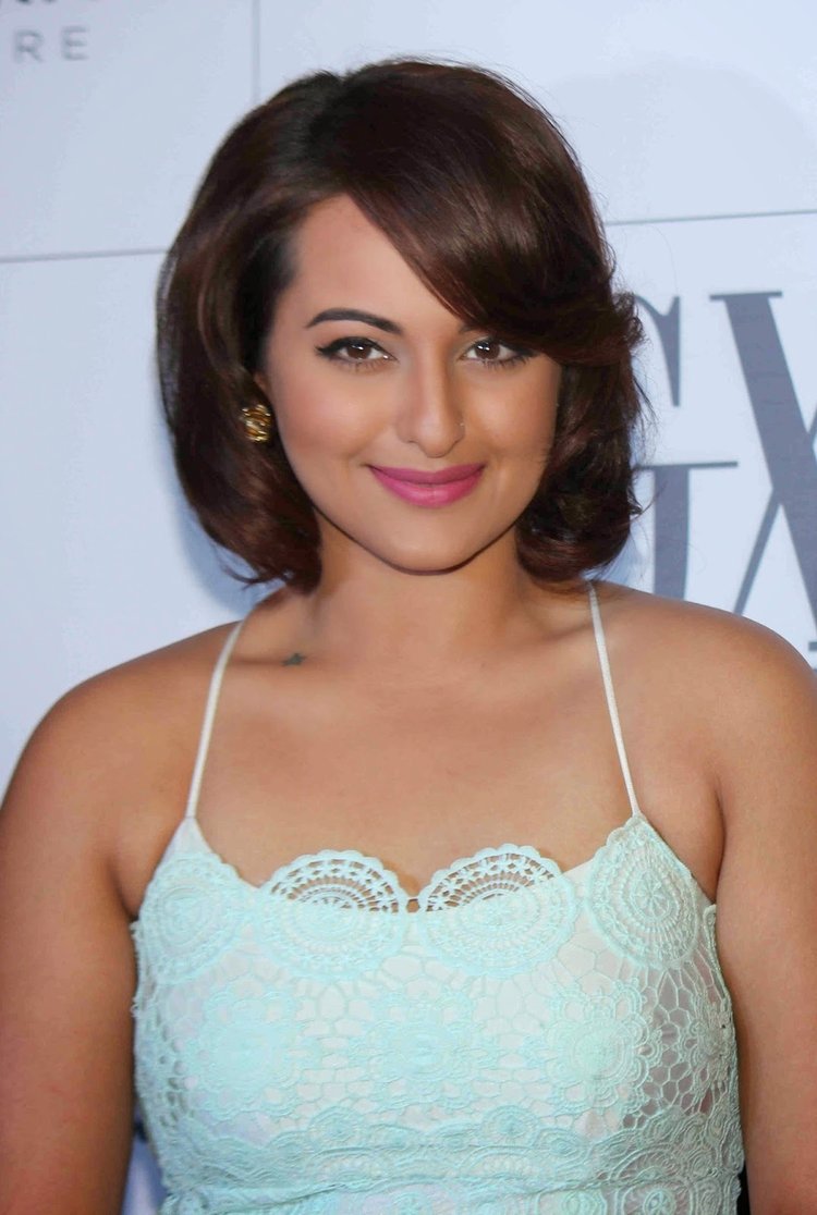 Sonakshi Sinha With Short Hair 1