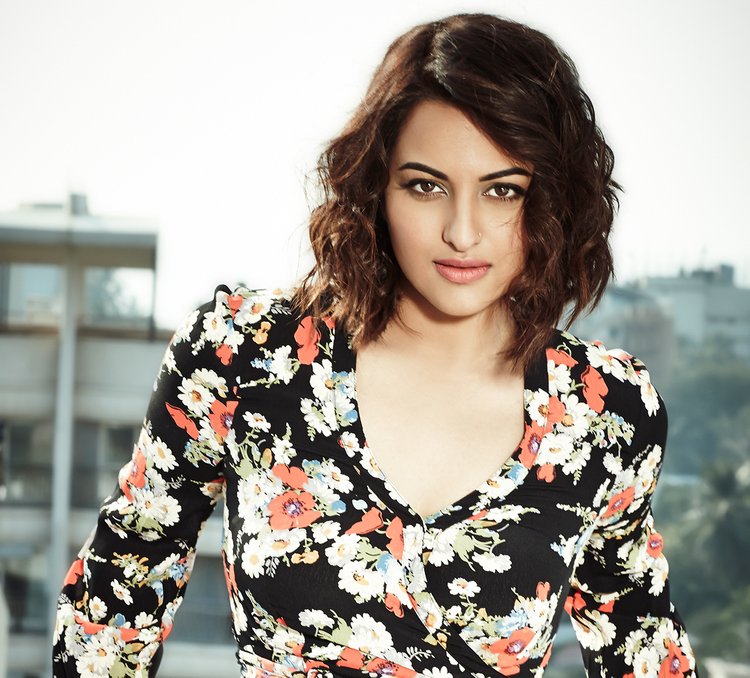 Sonakshi Sinha With Short Hair 3