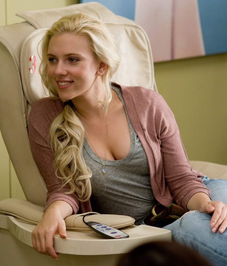 Scarlett Johansson In Hes Just Not That Into You